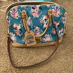 Disney flower and garden purse 2016